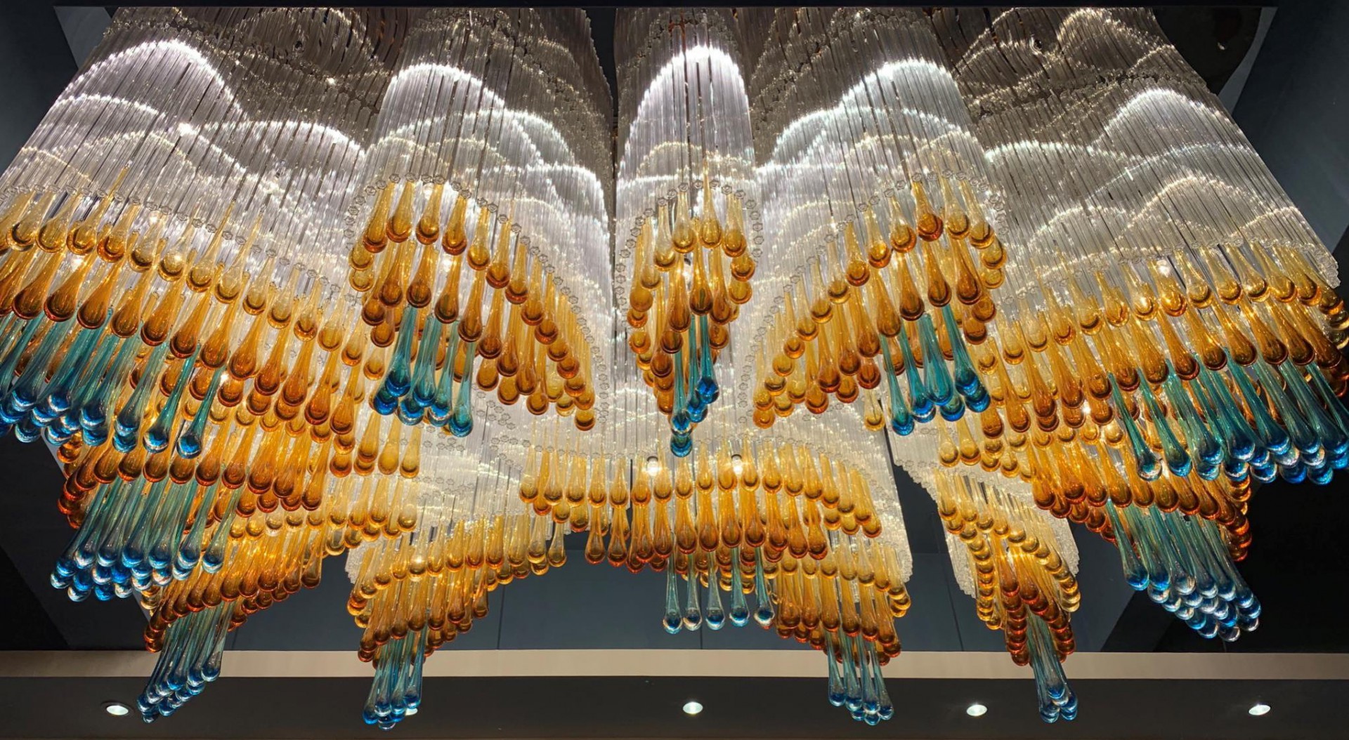 Colored chandeliers for commercial plazas